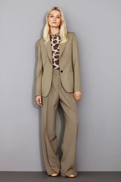 Look 9